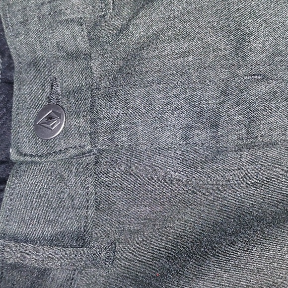 Volcom Boys Shorts - Picture 6 of 7